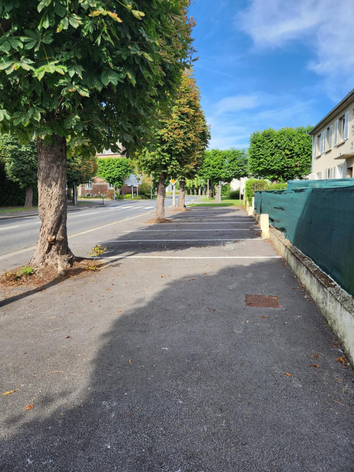 Apartamento No Historico Noyon Kültér fotó