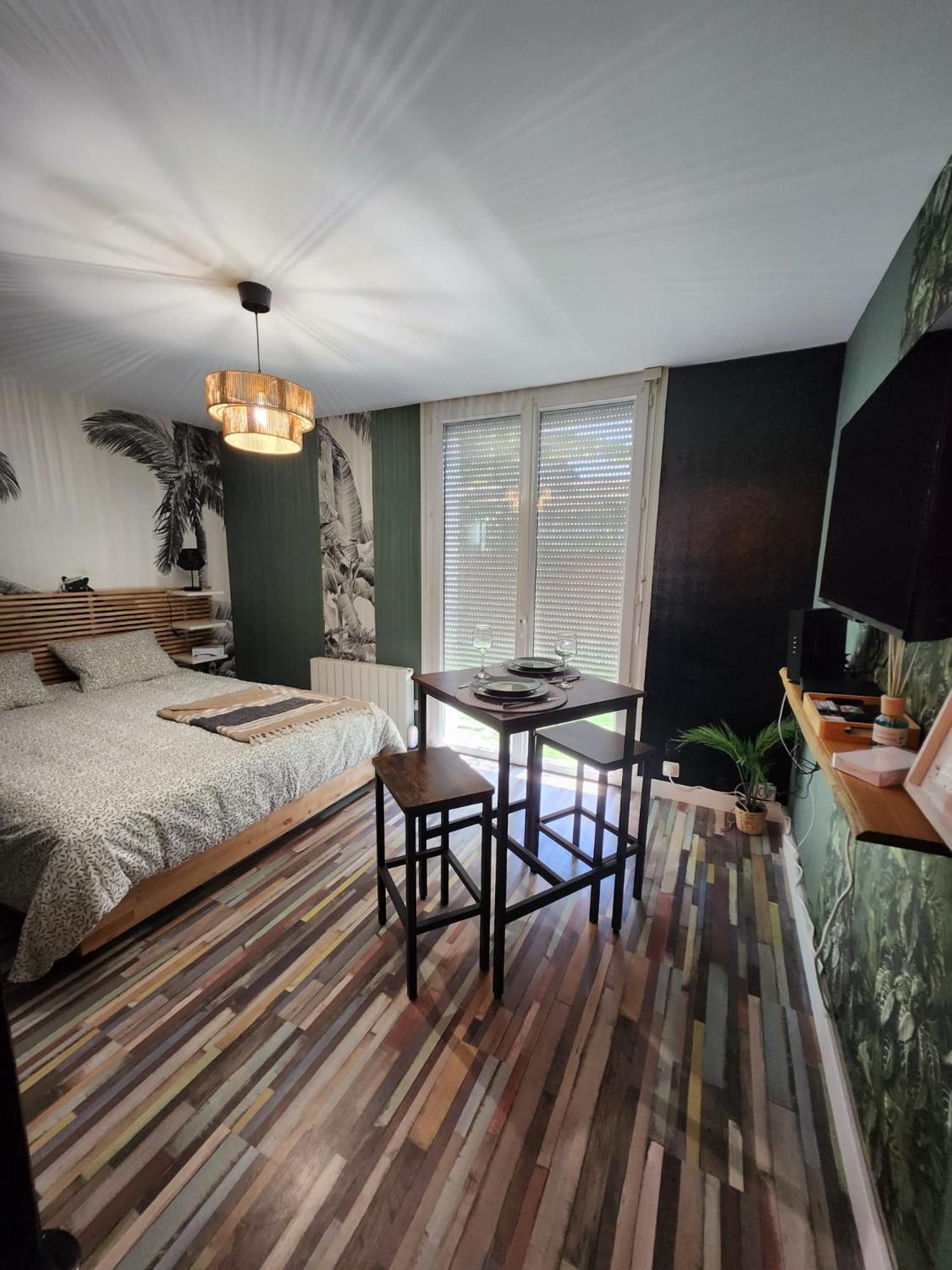 Apartamento No Historico Noyon Kültér fotó